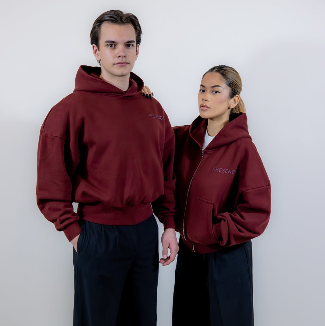 THE SIGNATURE HOODIE