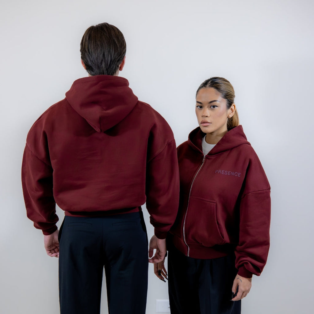 THE SIGNATURE HOODIE