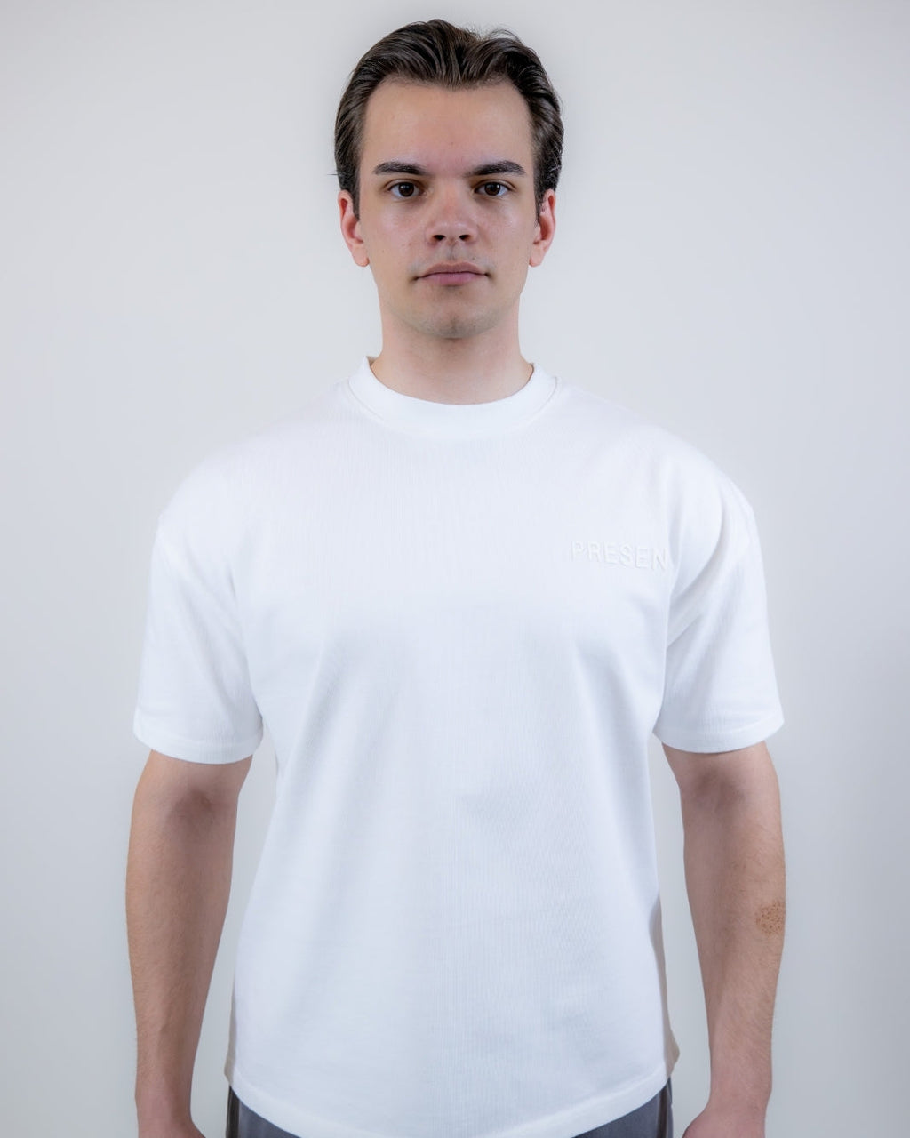 THE HEAVY TEE - STRUCTURED FIT